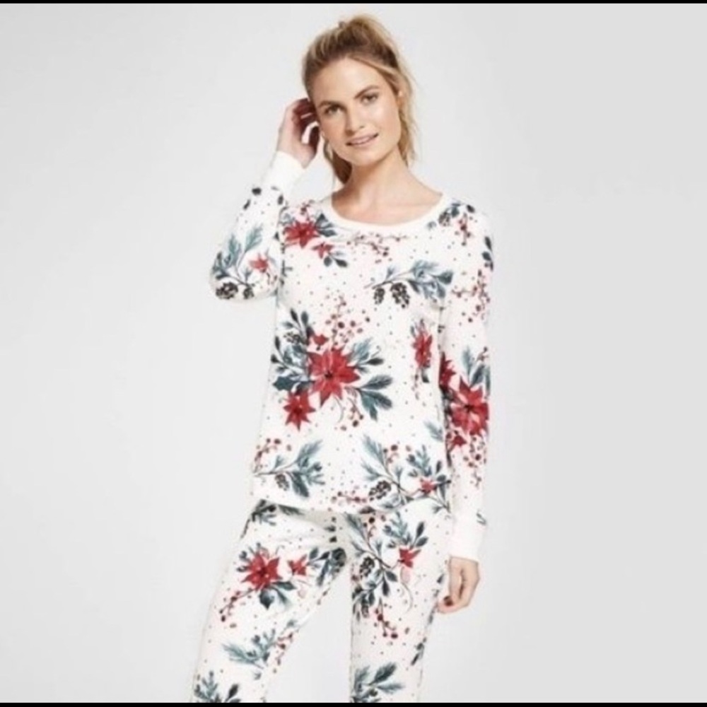 Gilligan & O’Malley poinsettia thermal pjs
